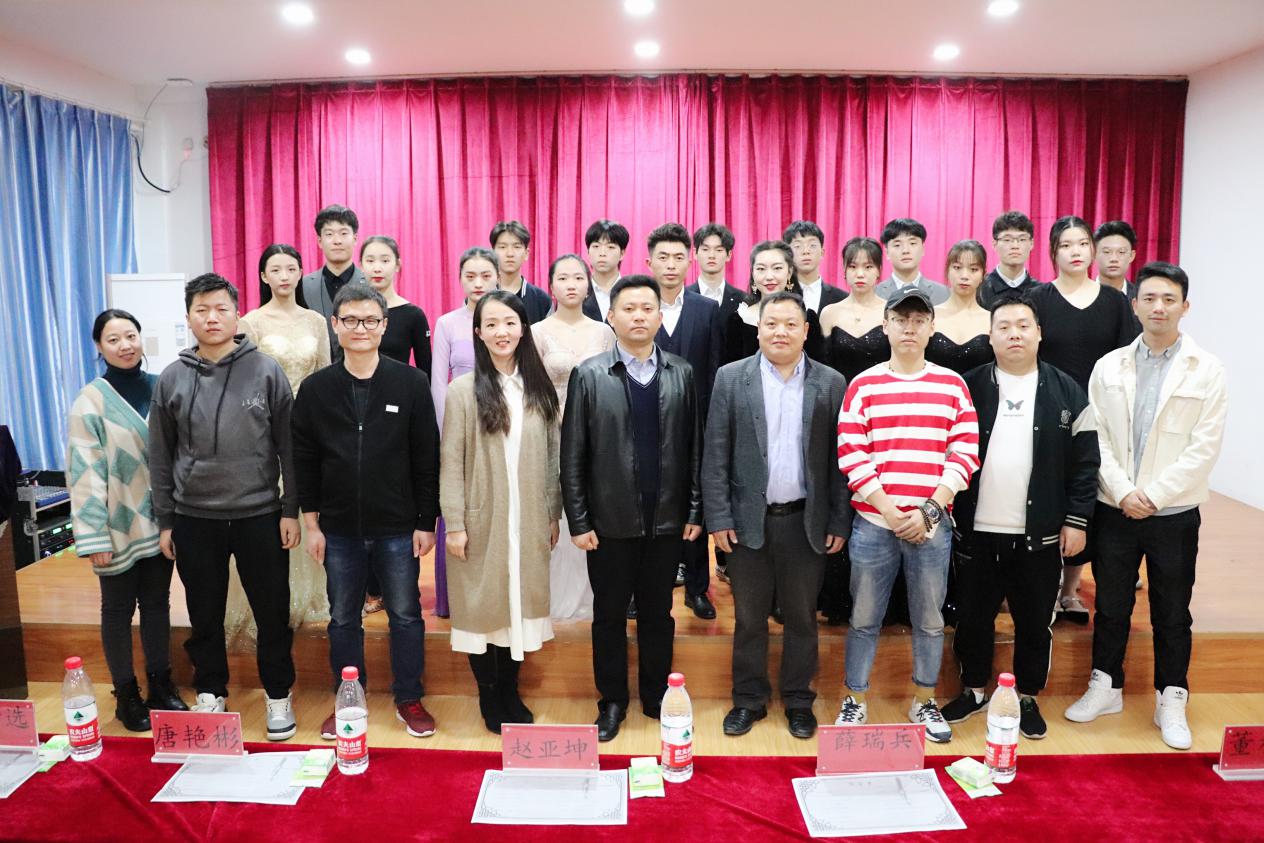 图片18.jpg